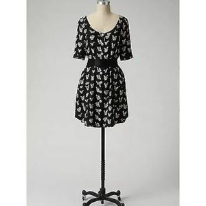 Cavorting canines Anthropologie Maeve shift dress